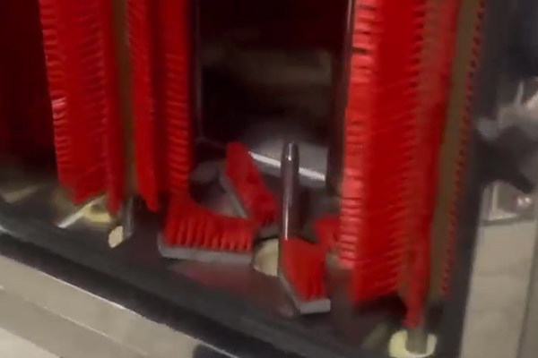 單頭高壓內(nèi)外一體洗桶機(jī)