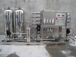 瓶裝水灌裝設(shè)備淺談反滲透膜分離的性能是什么?