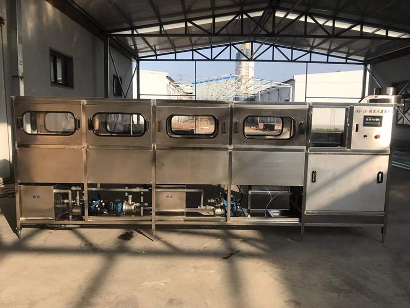 桶裝水灌裝機(jī)的主要優(yōu)勢(shì)